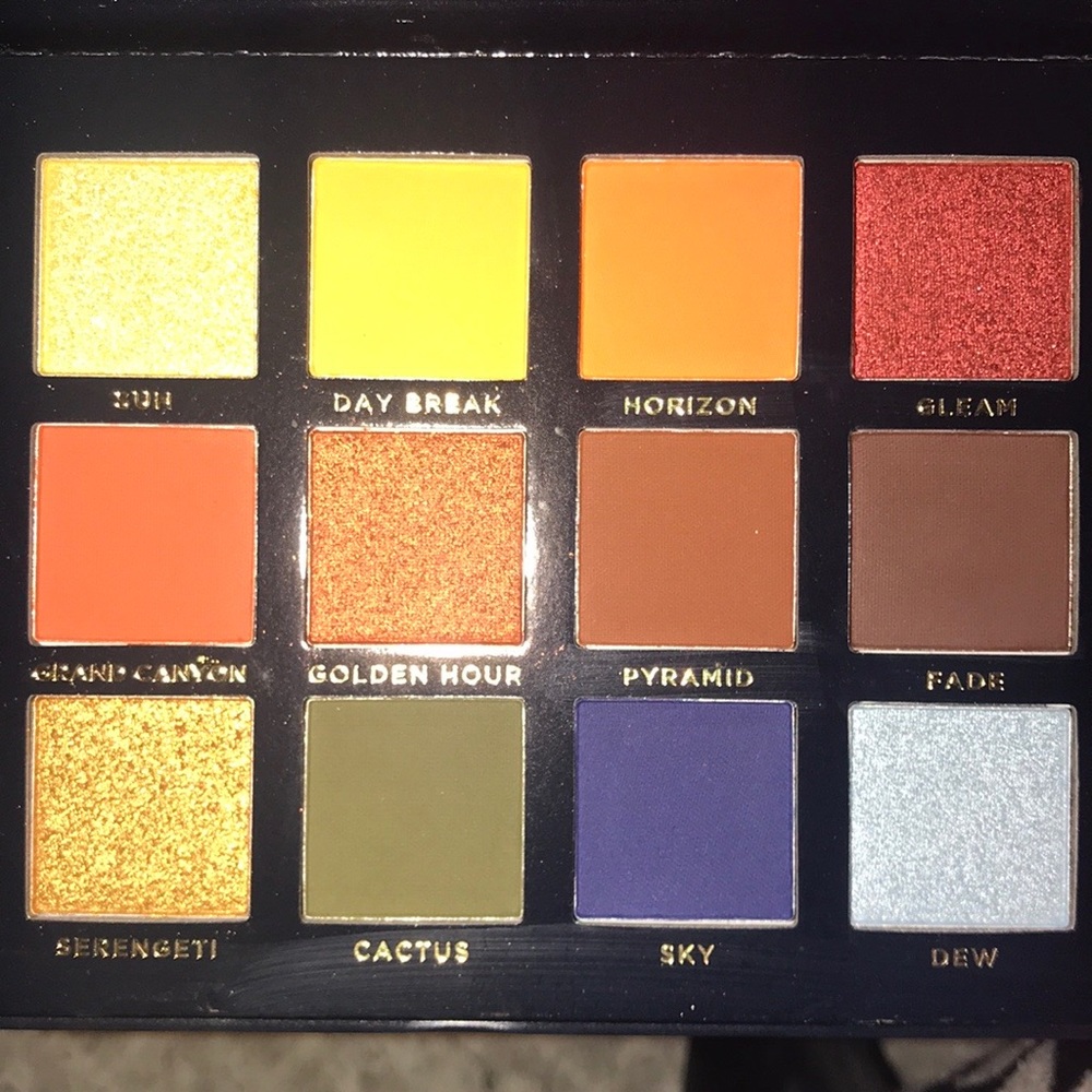 Ace beaute eyeshadow palette